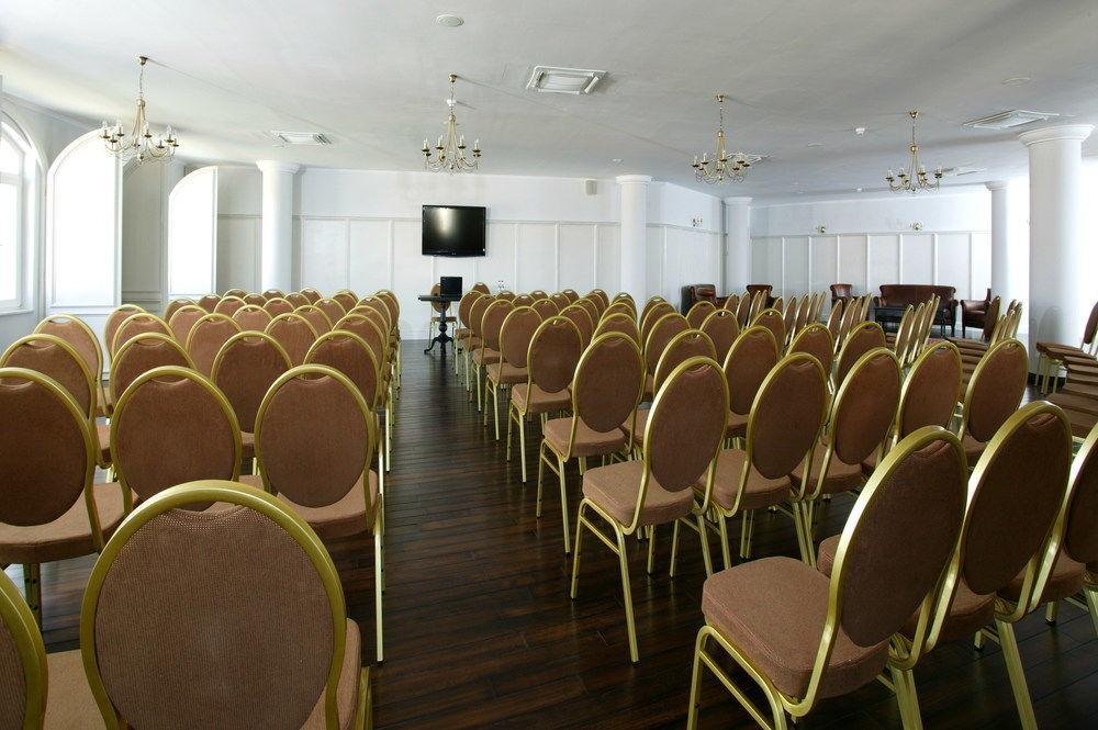 Arcadia Hotel - Marina Regia Residence Мамая Екстериор снимка